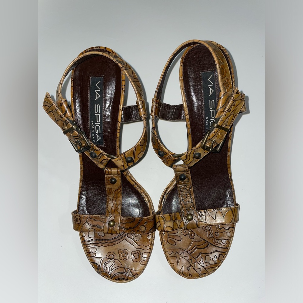 Via Spiga Italy Brown Floral Tooled Strappy Heels Size 8 M